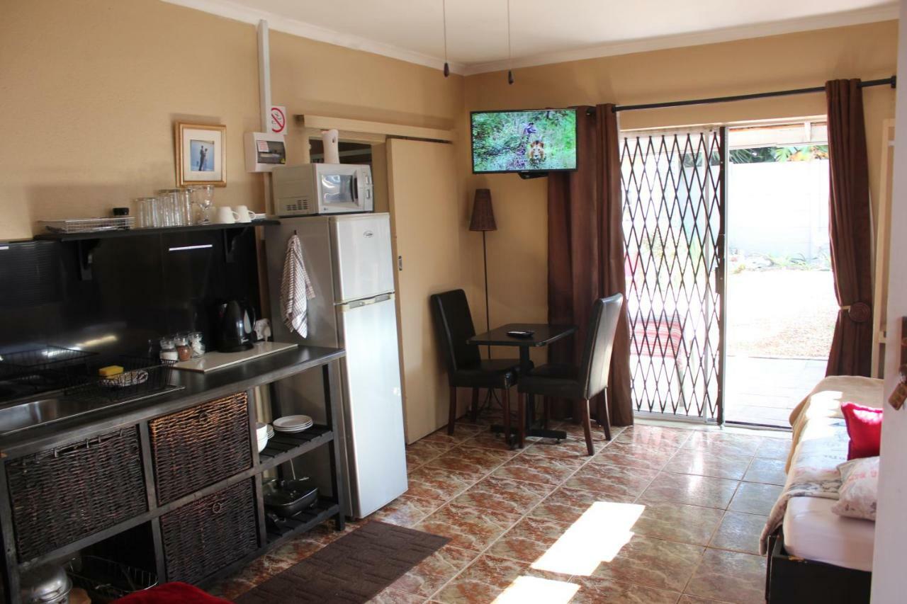 25 On Fitzpatrick Apartment Parow Exterior photo